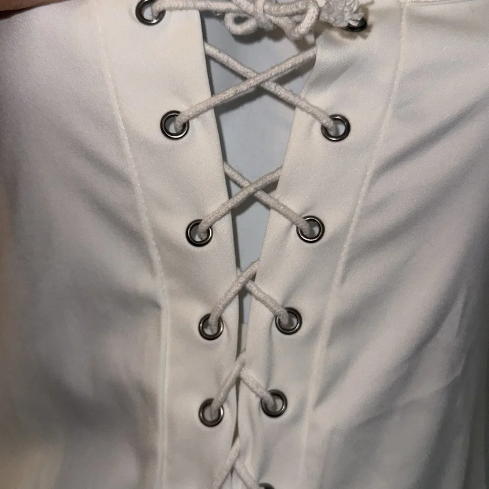 Chic Off-White “Ish” Bodycon Dress – Like New – Only $6! - Picture 2 of 3